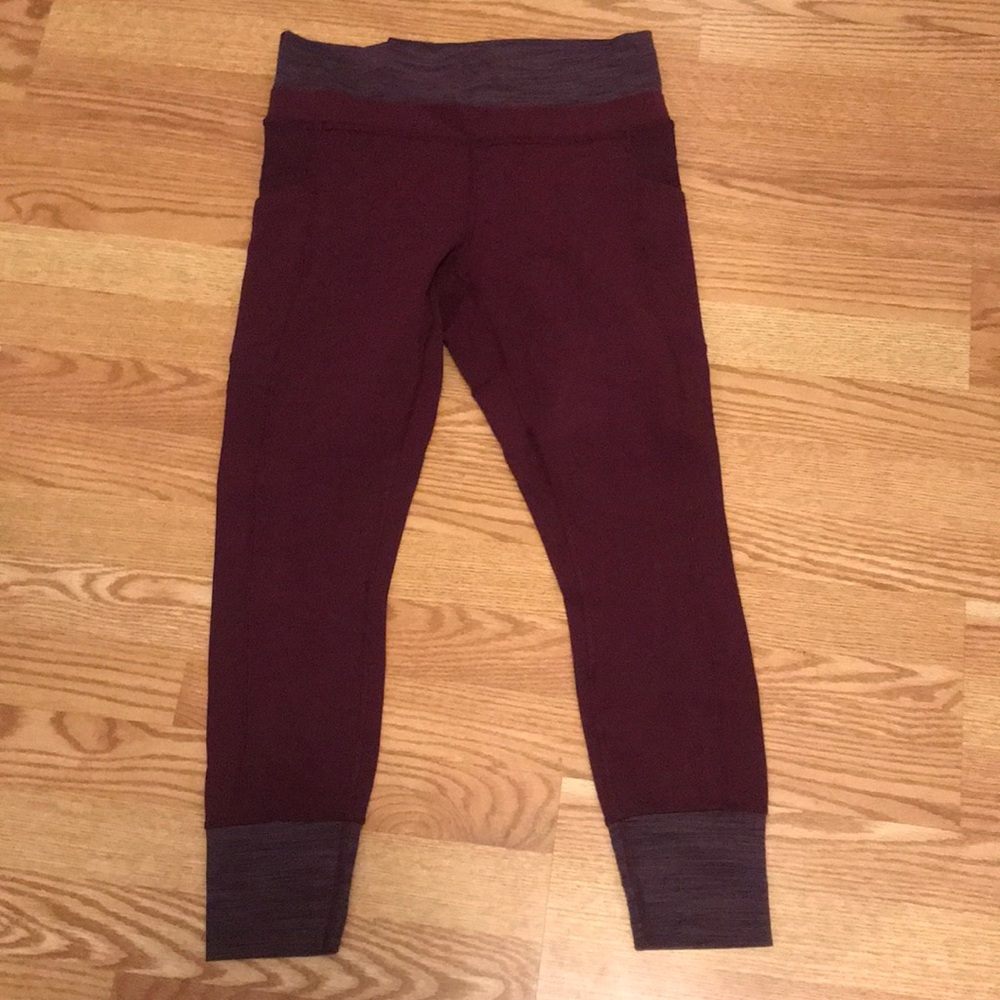 Lululemon women’s 7/8 yoga pants
